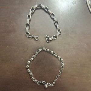 2 bracelets